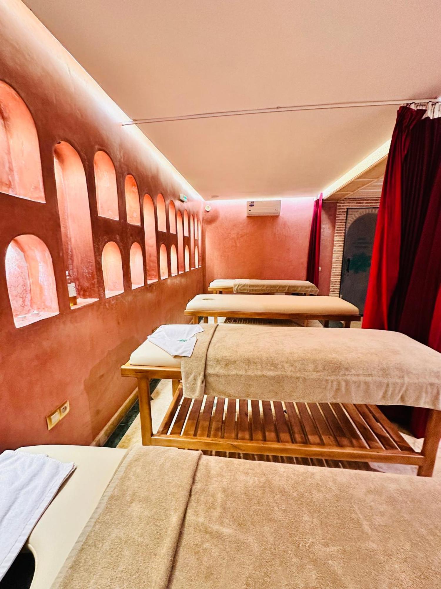 Dar Al-Famila Hamam & Spa Marrakesh Esterno foto